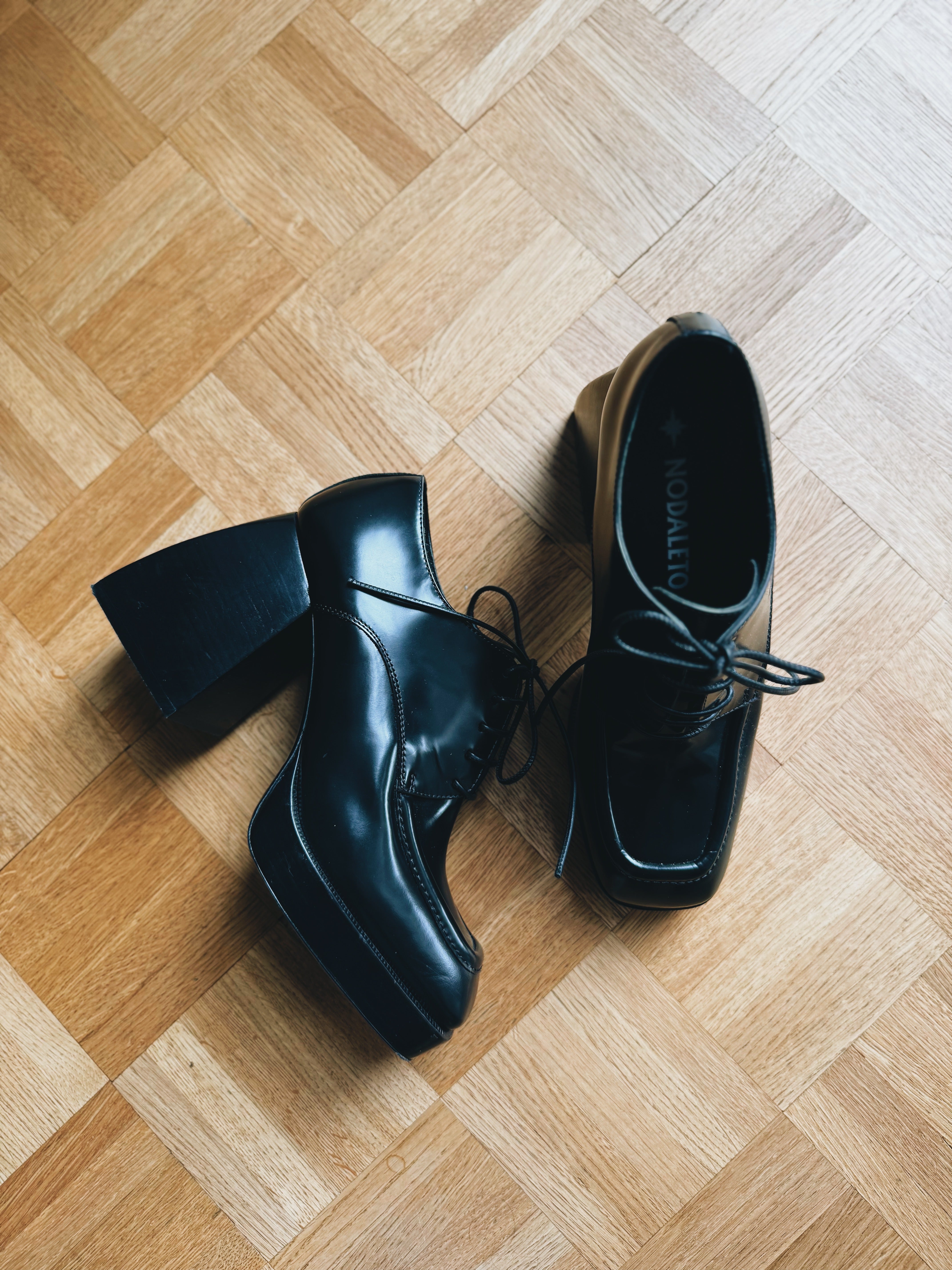 Nodaleto 'Bulla Babies' black leather lace up block heels 