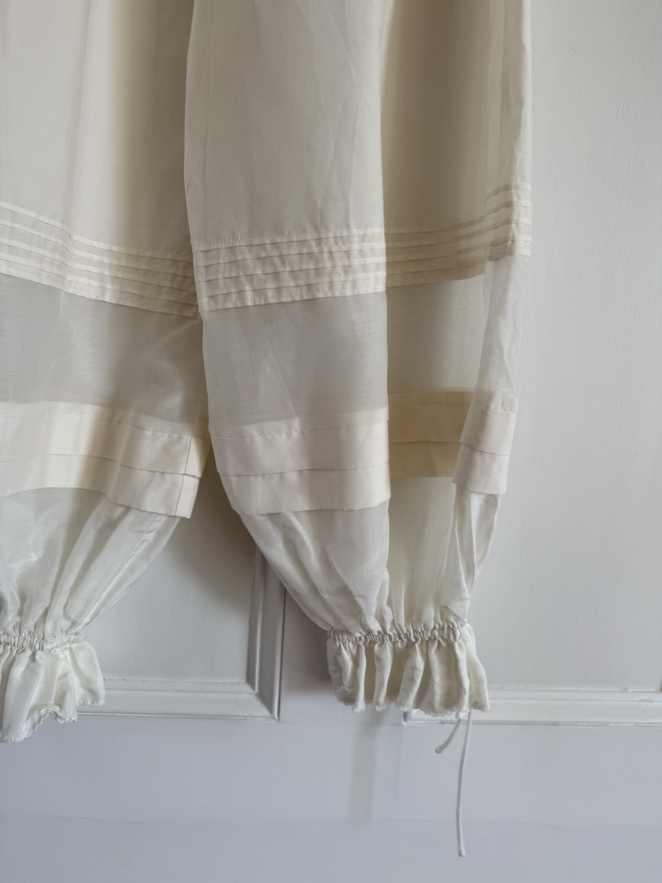 Posse ivory cotton/ silk blend 'Pearl' pants Palace of Nowhere