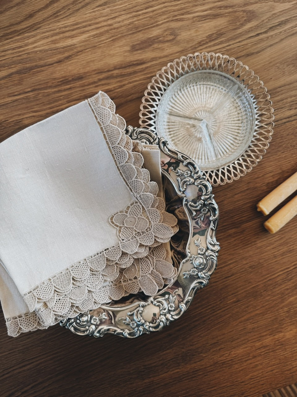 Set of 8 x vintage 1940s hand-crocheted lace edged napkins Palace of Nowhere