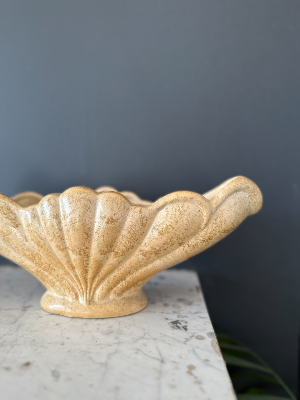 Vintage 50s Dee Cee scalloped shell earthenware vase Palace of Nowhere