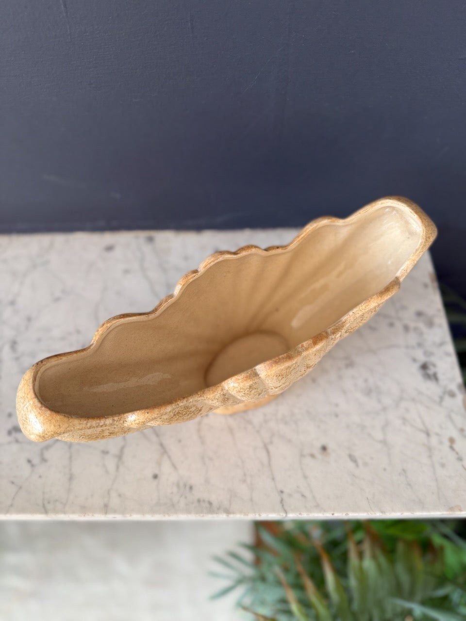 Vintage 50s Dee Cee scalloped shell earthenware vase Palace of Nowhere